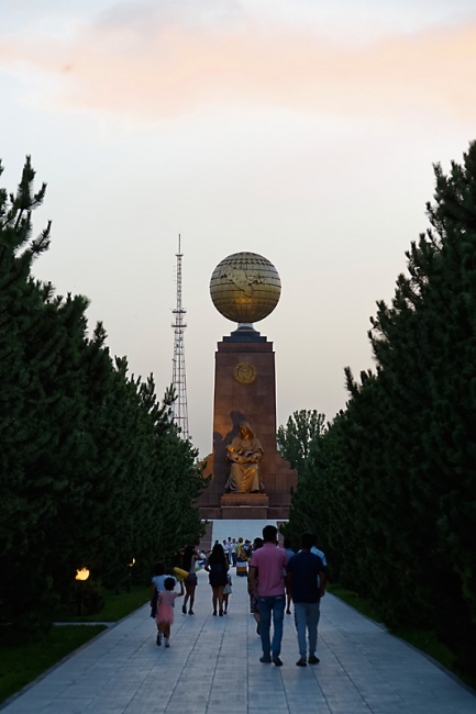 Place de l'Indépendance-026